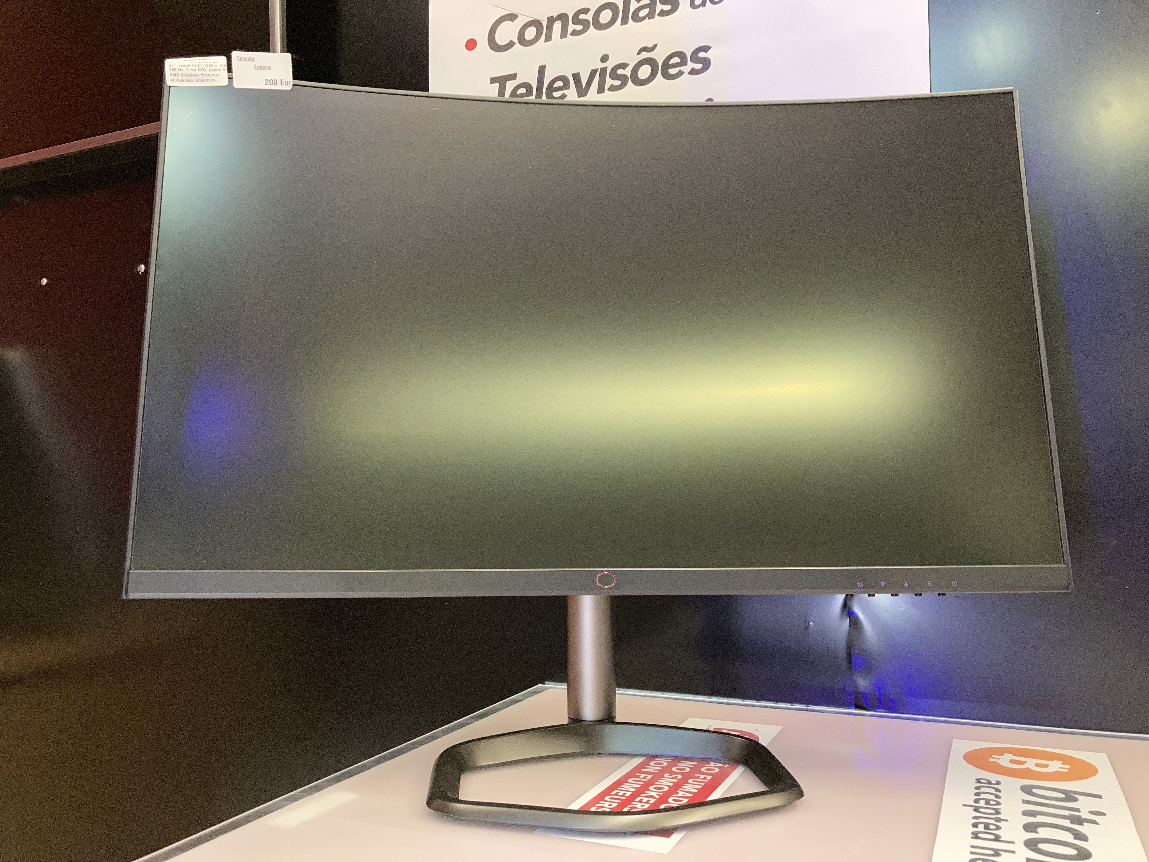 Monitor Cooler Master 27